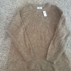Women’s sweater
